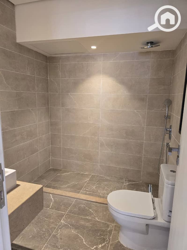 6 59e77a0b-389b-4a8c-9861-3643573244cf. jpg