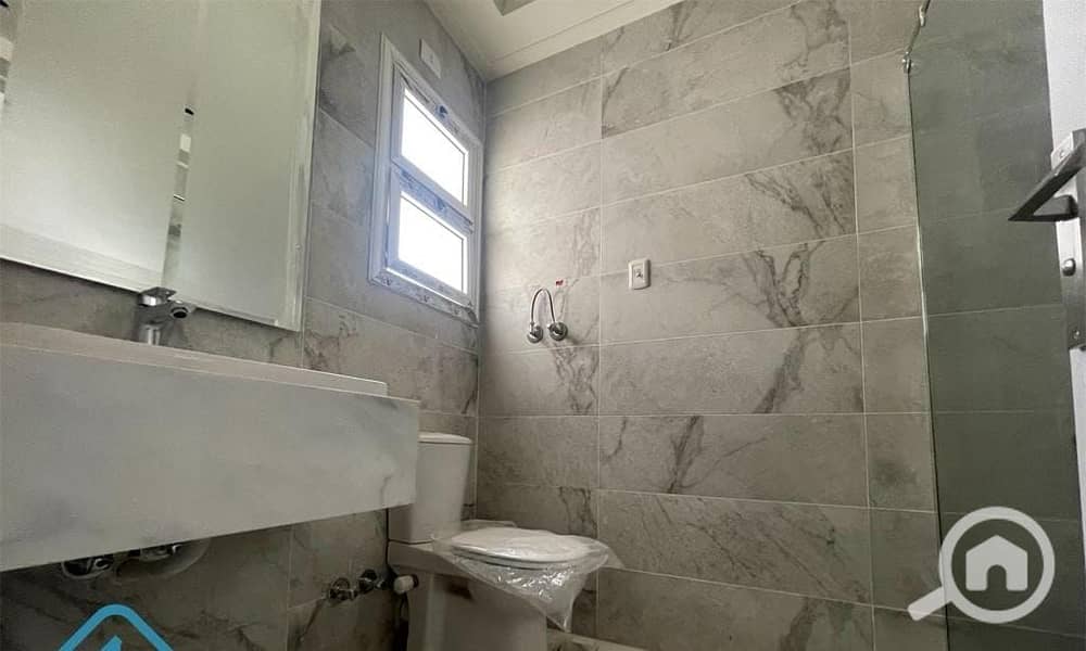 6 c6837190-19f5-4b6a-851d-346015af0f94. jpg