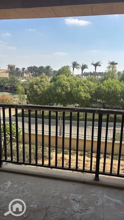 شقة 3 غرف نوم للبيع في المقطم، القاهرة - 24cb46be-f2e3-4ced-b829-d3e16ffaea2a. jpg