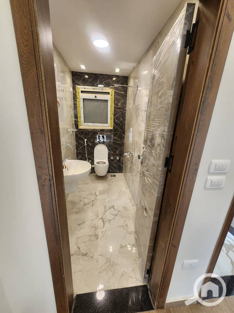 5 WhatsApp Image 2025-10-13 at 7.13. 50 PM. jpeg