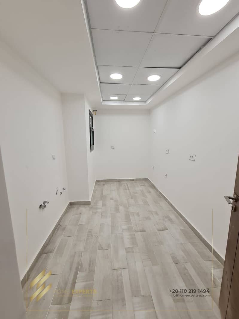 2 1c9fe66f-3e65-4e7e-81b4-77d1a2d098cd. jpg