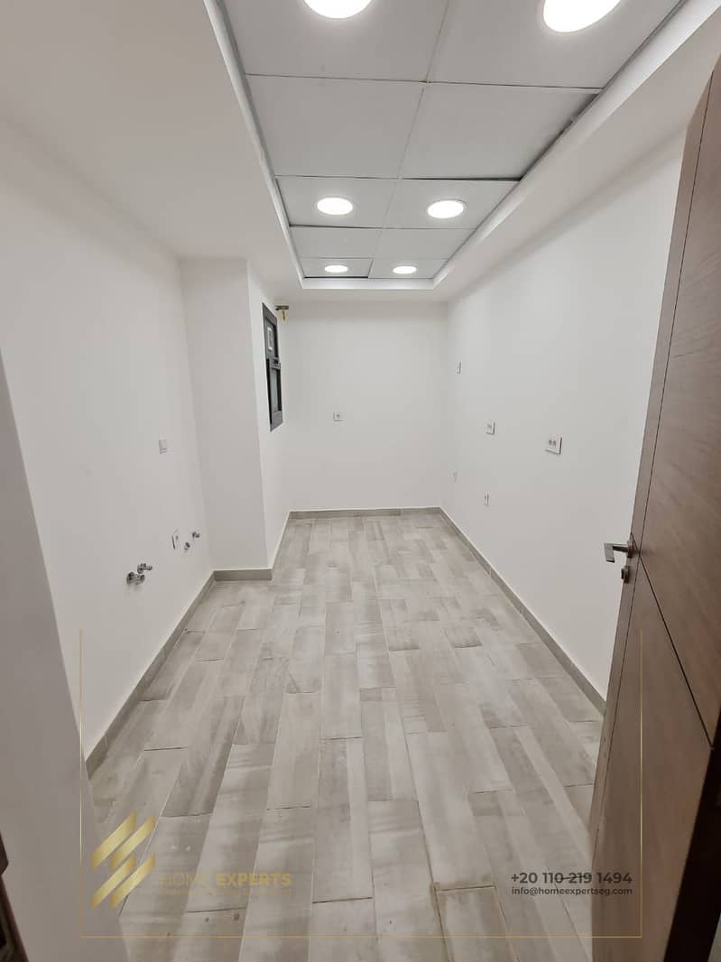 10 cab45c11-791f-4239-bdb5-20f94be08dc9. jpg