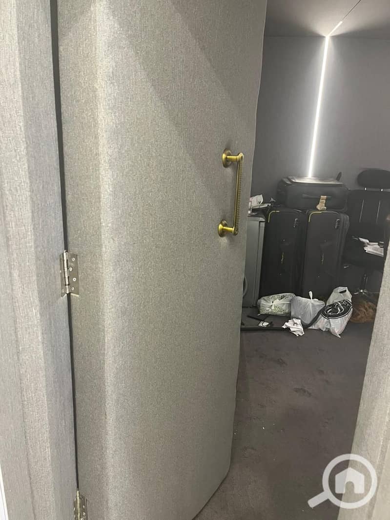 5 WhatsApp Image 2025-10-13 at 12.22. 44 PM (1). jpeg