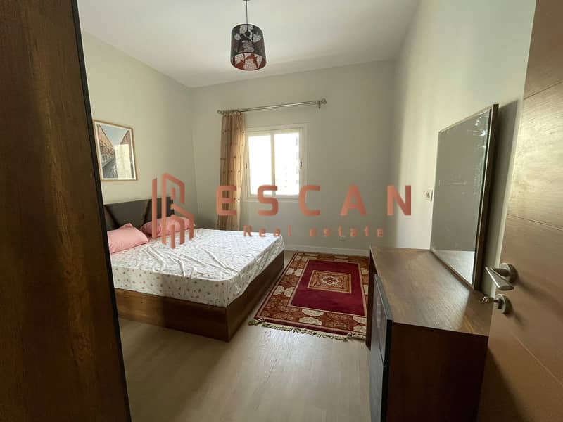 6 4c4c8546-e2a3-4615-9c7f-78a32f36e60d. jpg