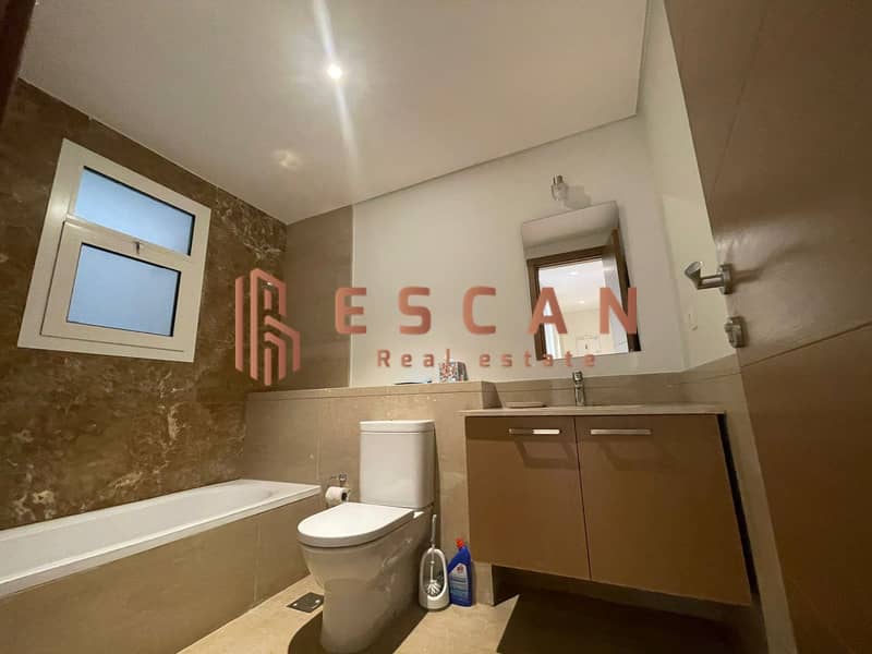 17 d7524362-d770-46f5-b8b7-c944469a6ec1. jpg