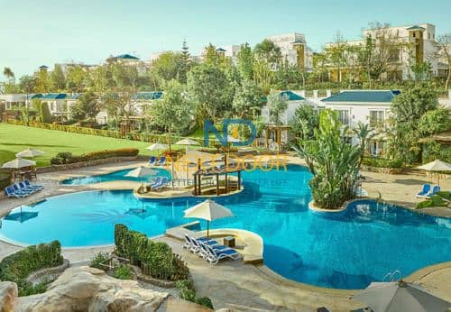 10 medium_Mountain_View_One3. png