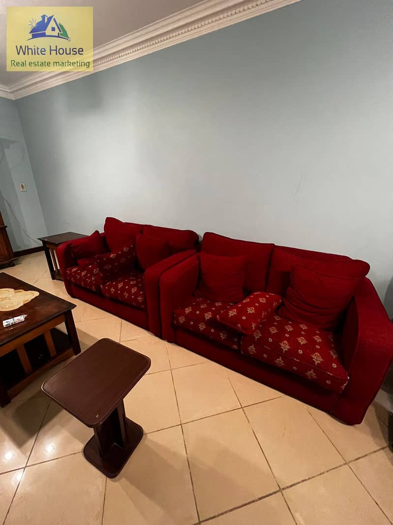 13 5796adc4-71b1-4dbe-94f2-60050544203f. jpg