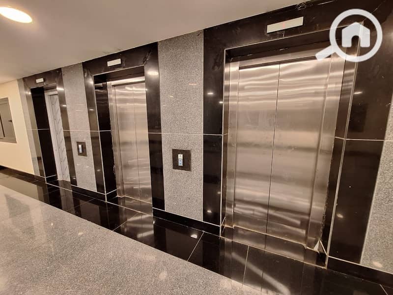 4 837d156f-2970-4a8c-a0c2-42242f44cfbb. jpg