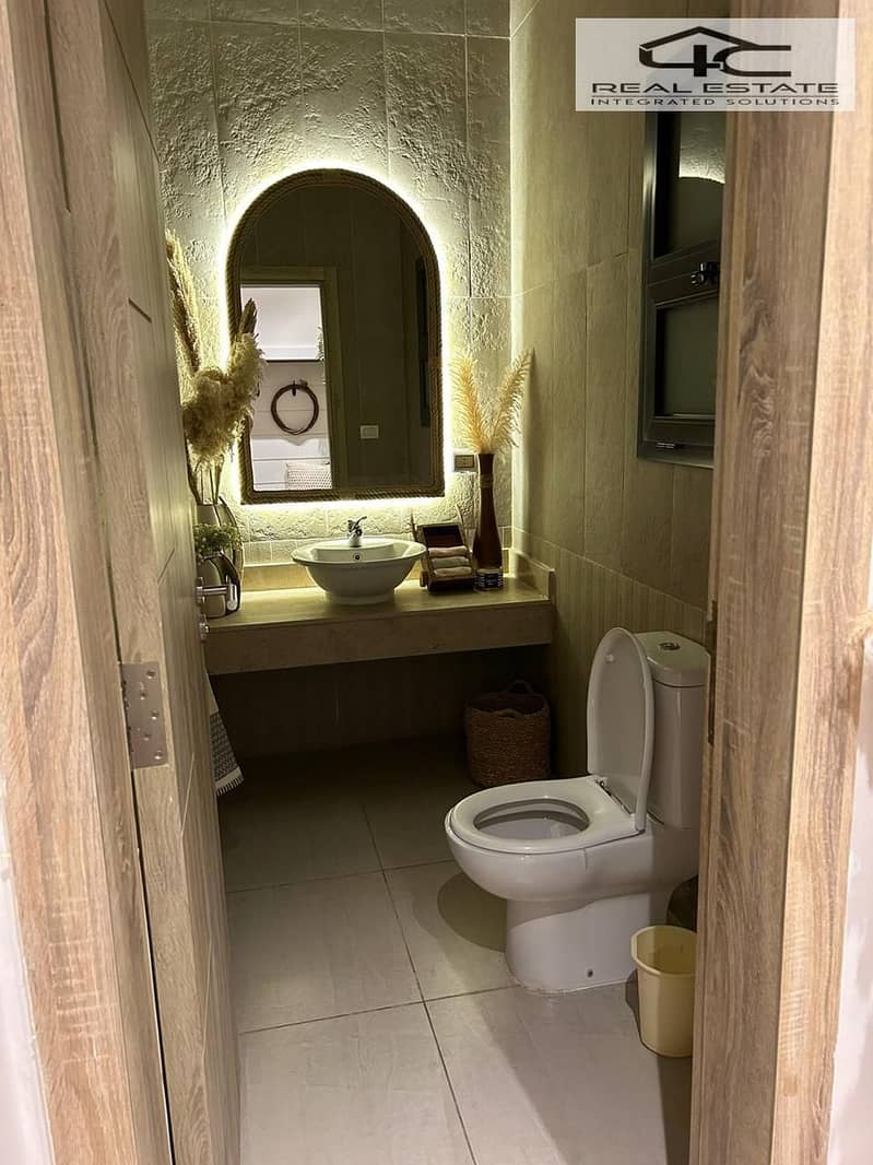 4 WhatsApp Image 2025-10-07 at 12.22. 52 (1). jpeg