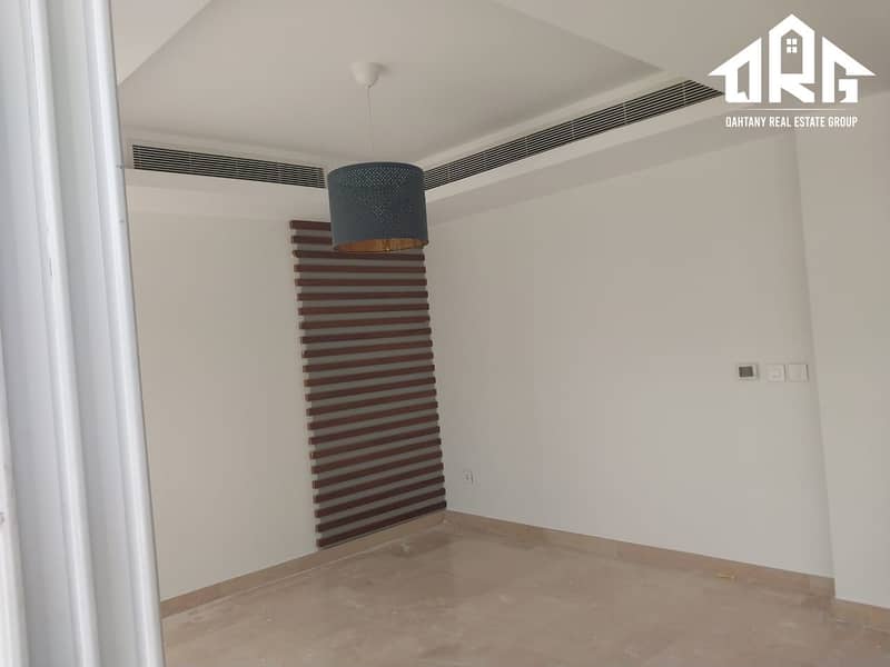 WhatsApp Image 2025-10-14 at 2.15. 08 PM (4). jpeg WhatsApp Image 2025-10-14 at 2.15. 08 PM (4). jpeg