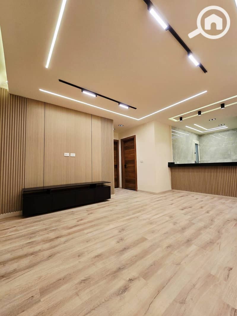 2 85b3740d-0e39-4025-89b1-0d41792d4547. jpeg