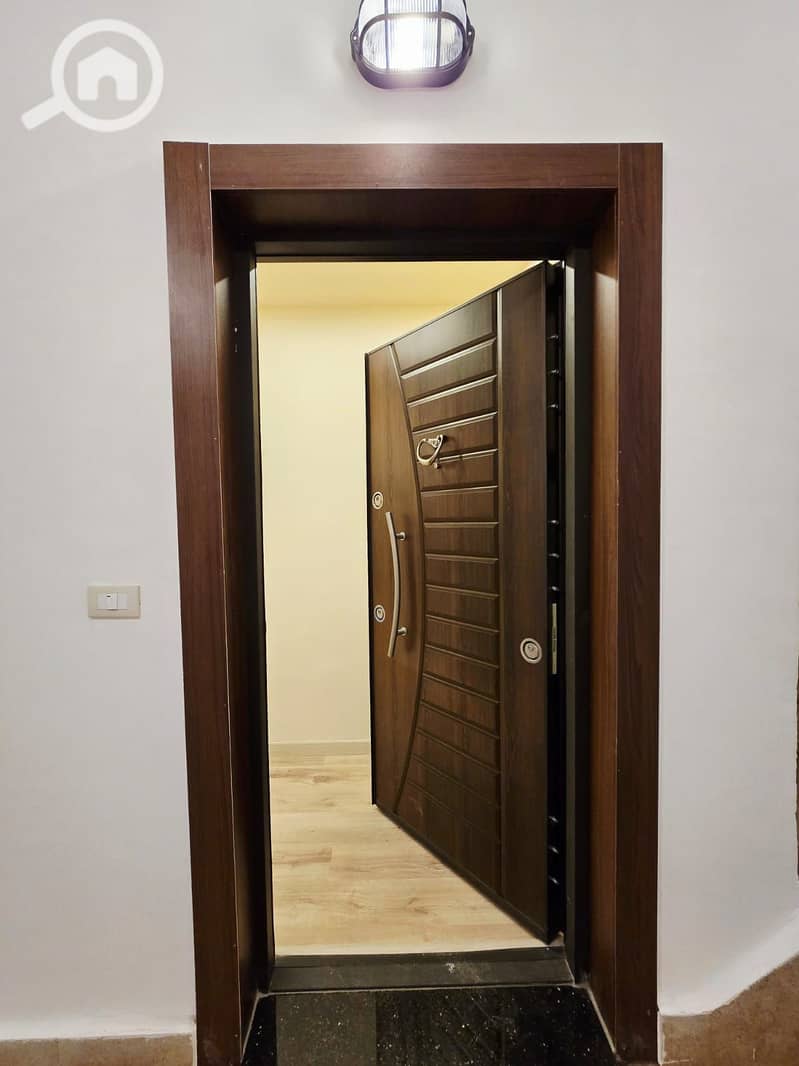 8 291b9160-73c4-4ef8-a24f-f2b83f485281. jpeg