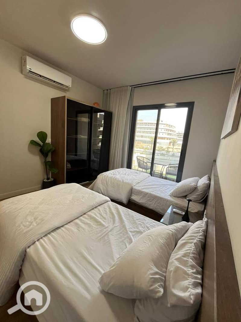 7 WhatsApp Image 2025-10-13 at 4.43. 54 PM (2). jpeg