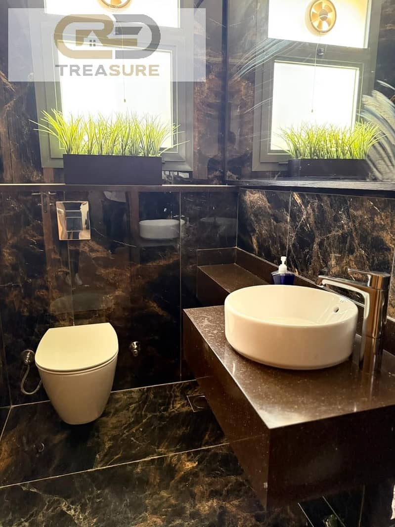 12 WhatsApp Image 2025-10-09 at 5.32. 23 PM. jpeg