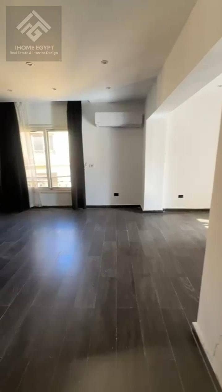 9 c8198606-8a95-49e4-80d6-f1f62335b972. jpg