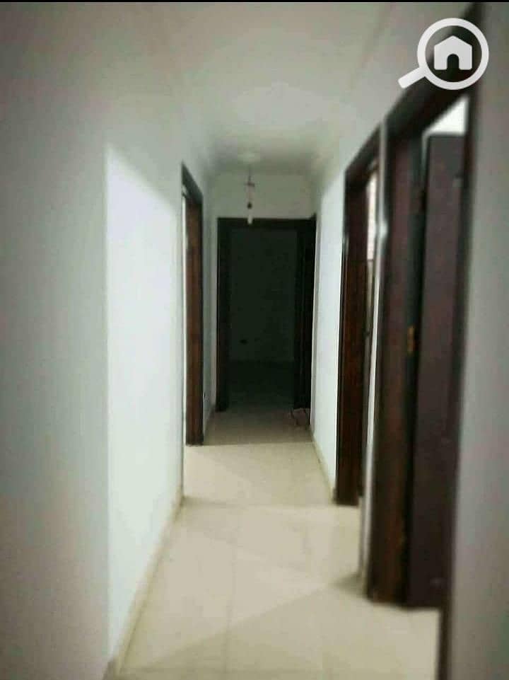 8 WhatsApp Image 2025-10-14 at 15.04. 19. jpeg