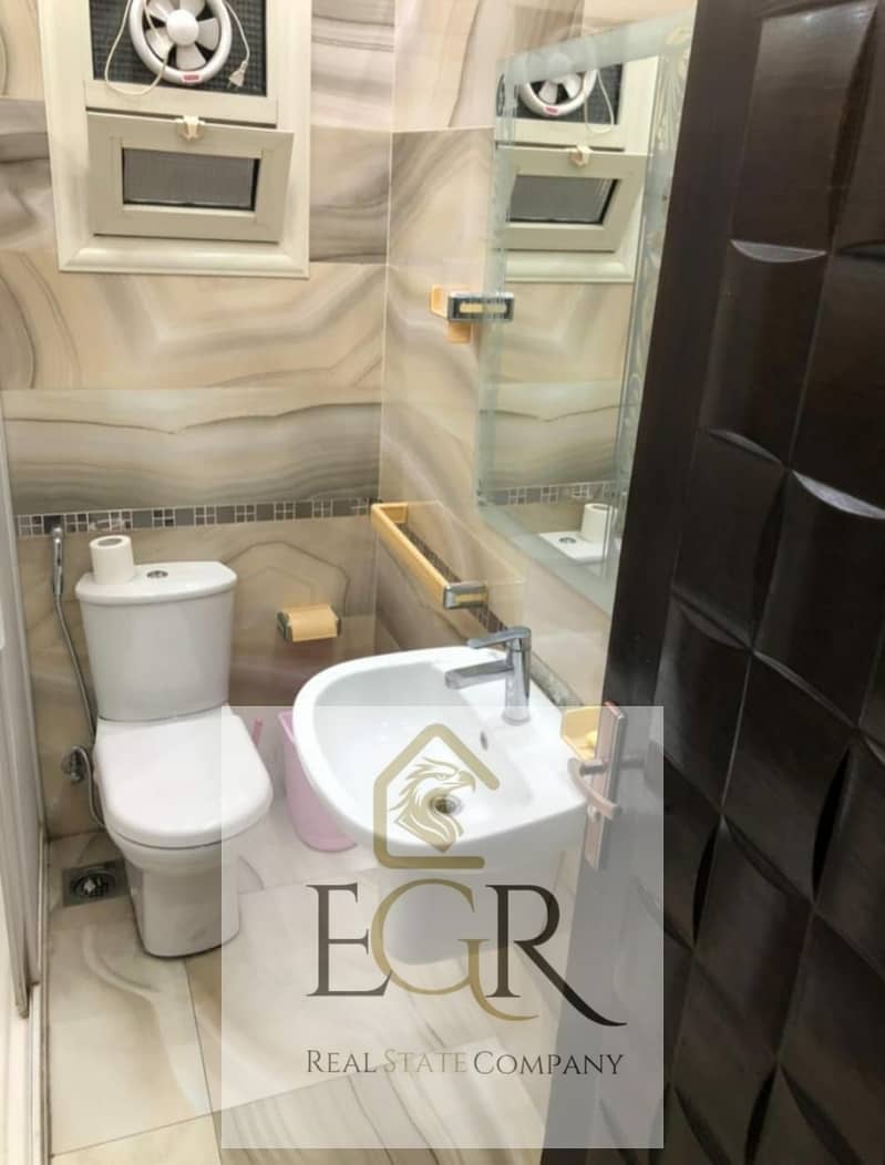 4 549a81b8-8973-4c7f-9362-05954227c11c. jpeg