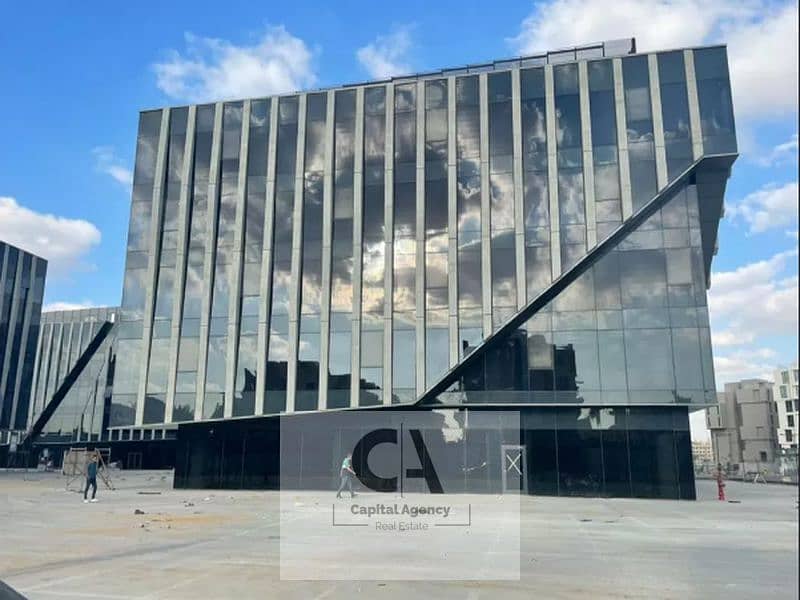 4 WhatsApp Image 2024-12-16 at 06.42. 52_bdc43813. jpg