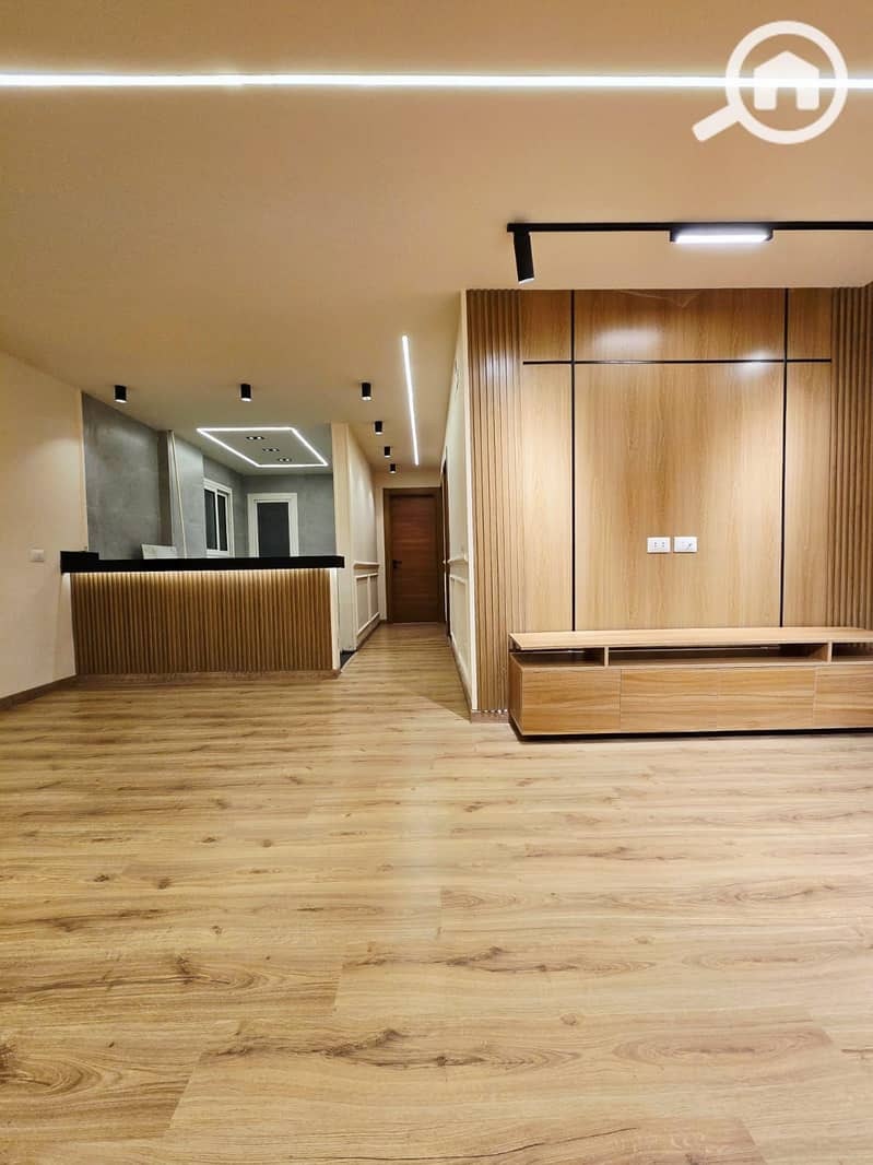 10 WhatsApp Image 2025-10-14 at 3.15. 43 PM (1). jpeg