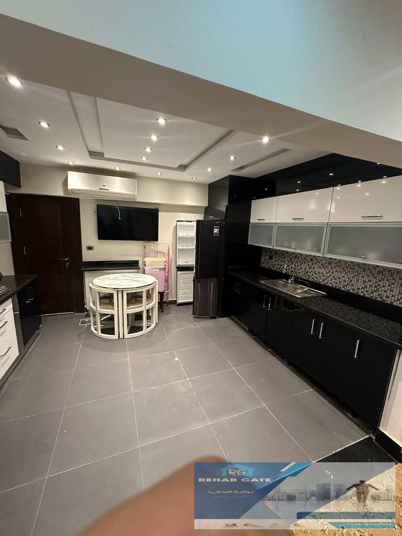 3 9e99df62-8f42-44d4-9e02-229367c4b3d2. jpg