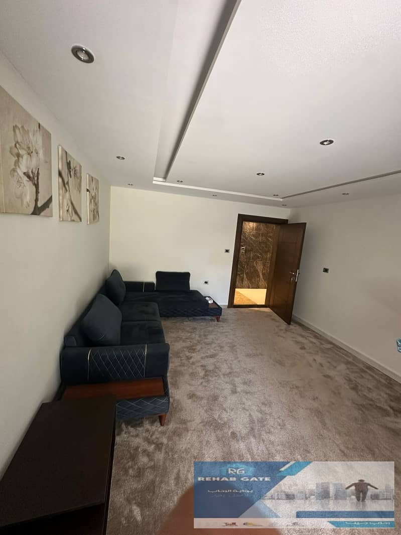 5 43cdcc32-34a1-4457-aadc-9339b8e41132. jpg