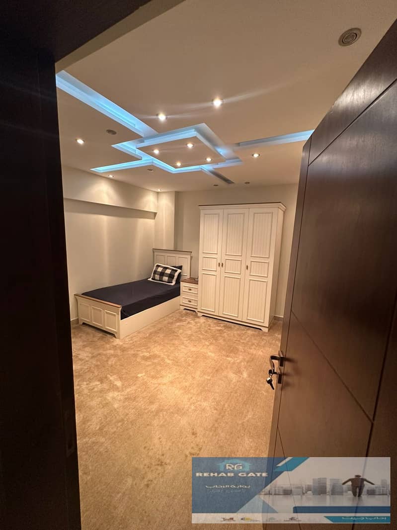 6 499afacf-efe8-4baa-8e78-fb165b69cfac. jpg