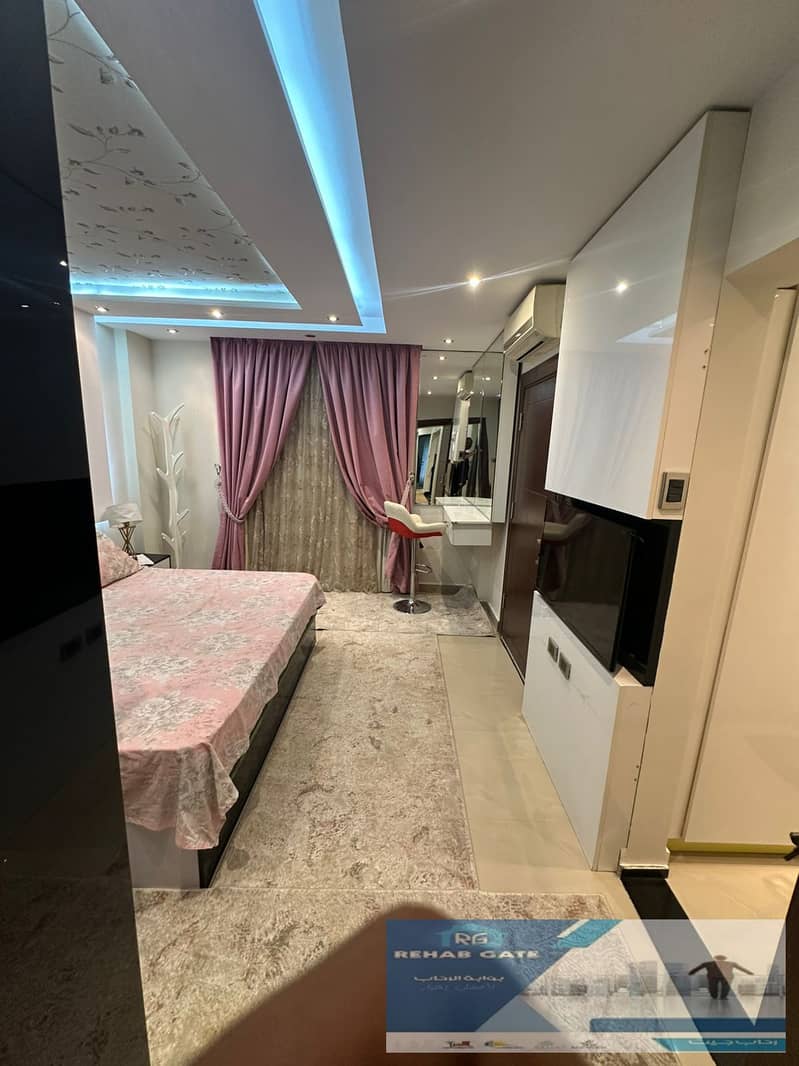 14 eef1c561-d7d0-42d9-8f04-fc55fff1fe2b. jpg