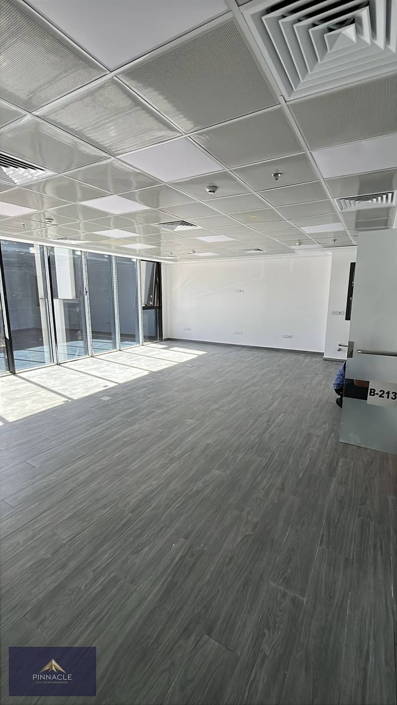 2 WhatsApp Image 2025-10-08 at 18.31. 37_dbee8e18. jpg