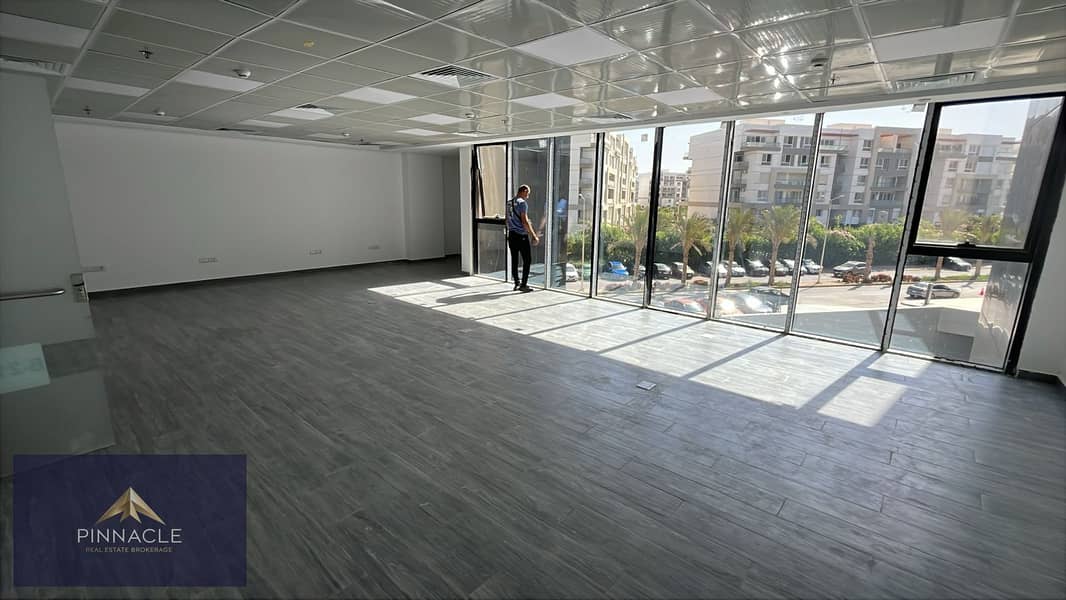 6 WhatsApp Image 2025-10-08 at 18.31. 38_56f3fe41. jpg