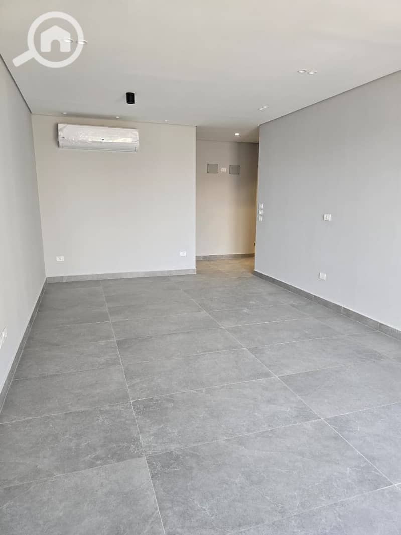 11 a0ab8073-b29c-4bcc-9be7-3a1dd43f0654. jpg