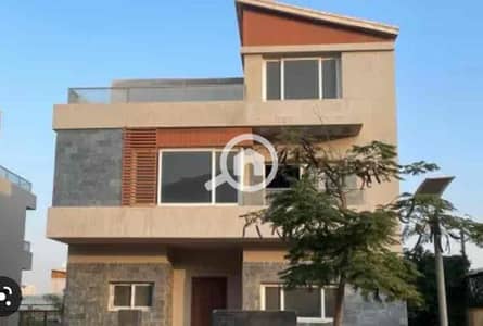 3 Bedroom Townhouse for Sale in Sheikh Zayed, Giza - 16b2a695-6ca8-4db3-97e9-d27dc2c53698. jpg