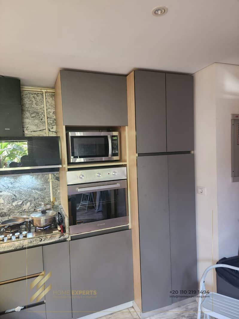 4 3c77c1e7-e1f7-44f2-b181-7eb0e1086cc1. jpg