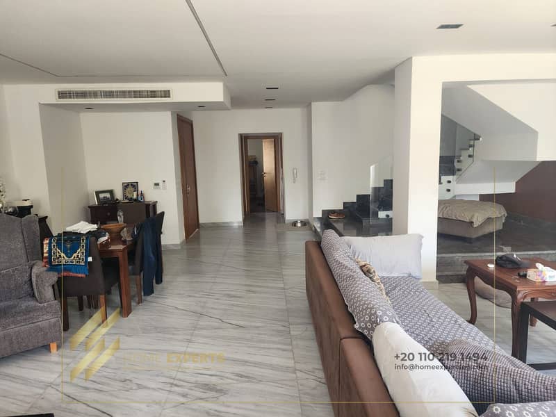 21 ceef2816-a07f-42dc-a9de-d1ad763edf42. jpg