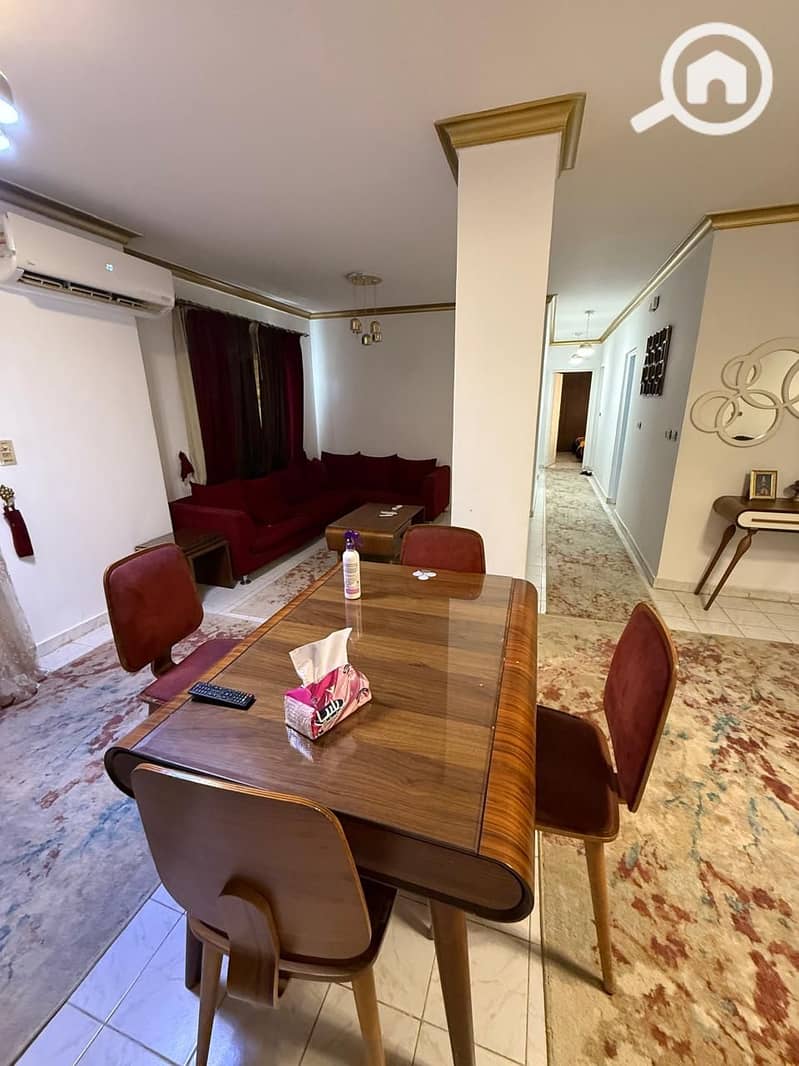 2 7669d48b-b911-4b55-b996-486fa21178a5. jpeg