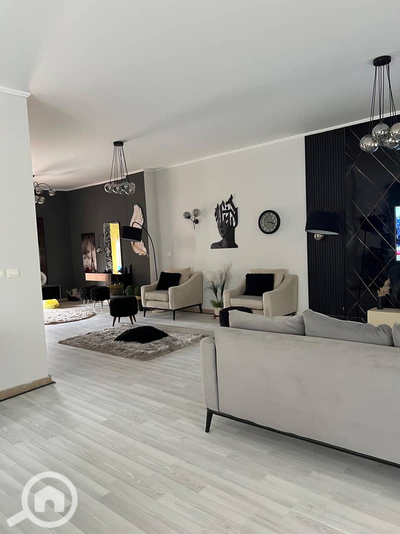 2c7e4d07-c493-499b-8c5f-e8fcd3e94bf1. jpeg 2c7e4d07-c493-499b-8c5f-e8fcd3e94bf1. jpeg