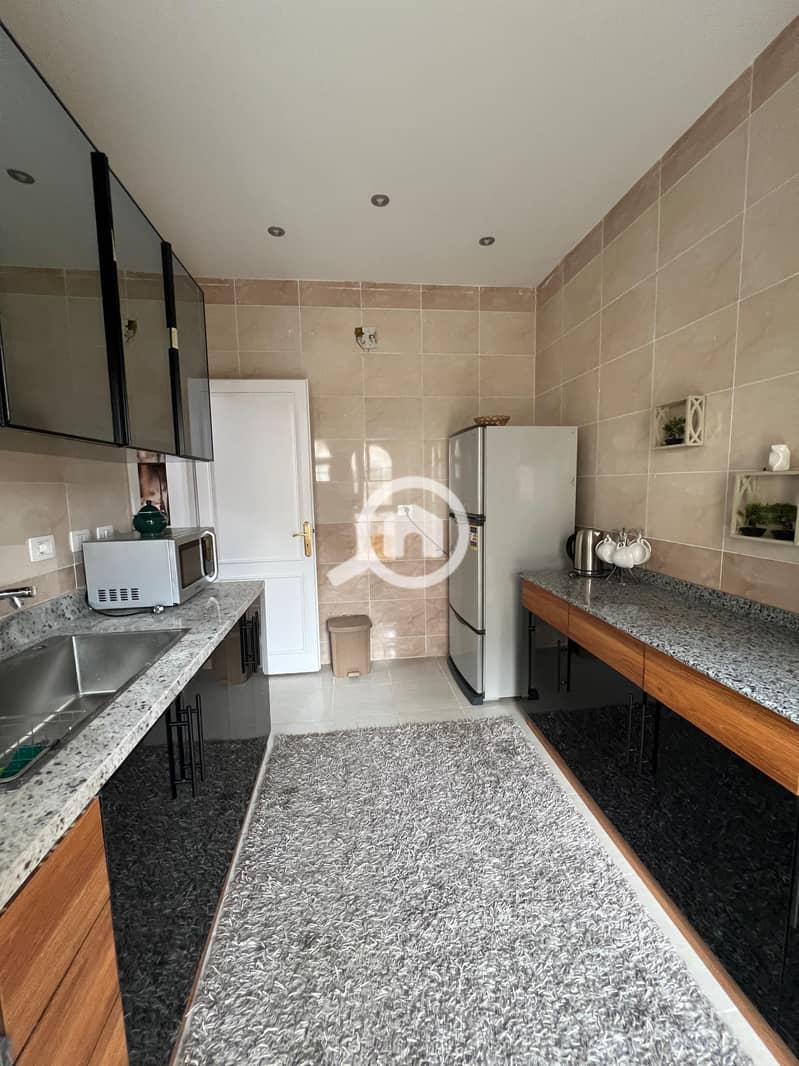 3 0dd77327-4c6b-4098-b8d2-471a1f0327e8. jpeg