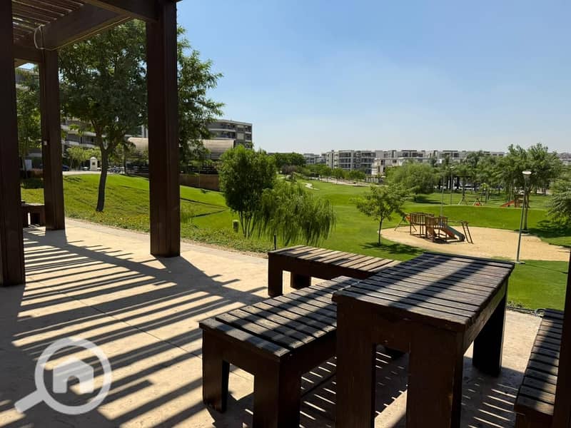 11 WhatsApp Image 2025-10-14 at 18.25. 50_be8a0f37. jpg