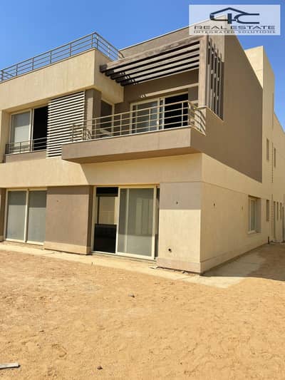 فیلا 4 غرف نوم للبيع في القاهرة الجديدة، القاهرة - WhatsApp Image 2025-10-13 at 4.52. 42 PM (2). jpeg