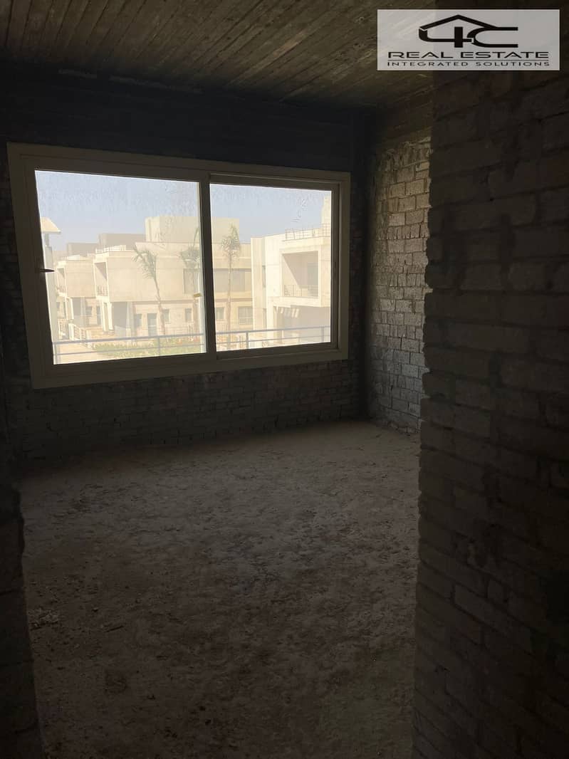 10 WhatsApp Image 2025-10-13 at 4.52. 46 PM. jpeg