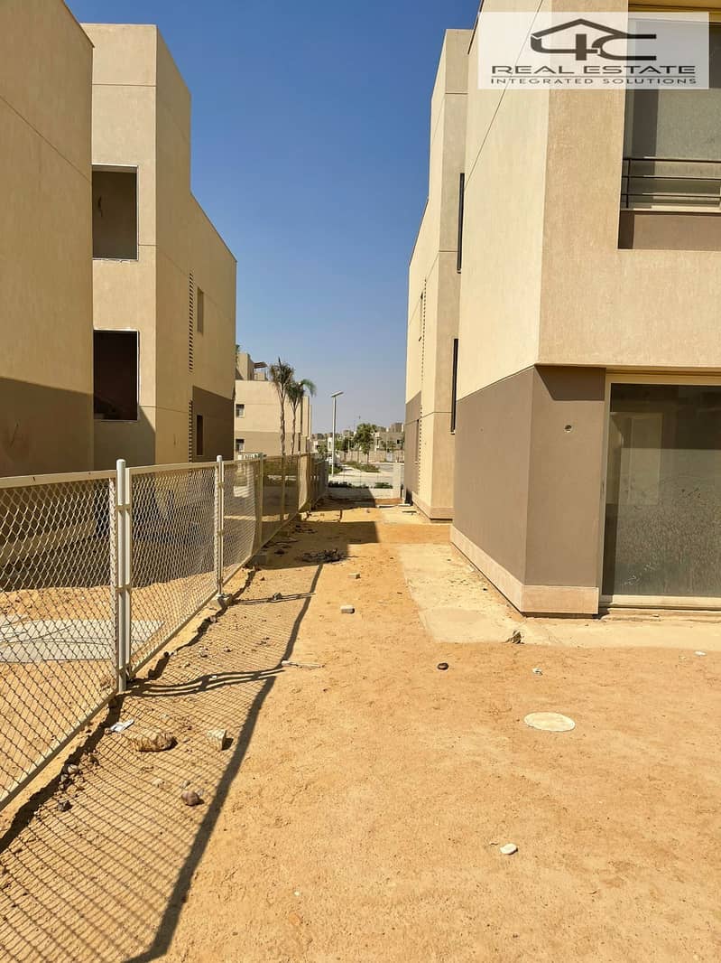 16 WhatsApp Image 2025-10-13 at 4.52. 42 PM (1). jpeg