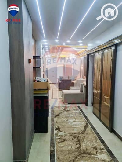 3 Bedroom Flat for Sale in Mansura, Dakahlia - 561256882_122140598642855812_551031331672710959_n. jpg