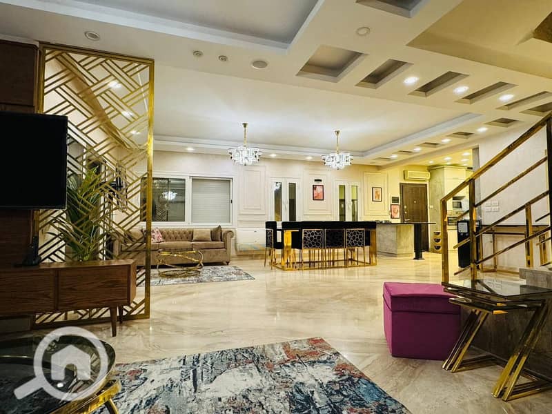 4 e6a7c361-35e0-4fe2-ae12-5a59d546c2c5. jpg