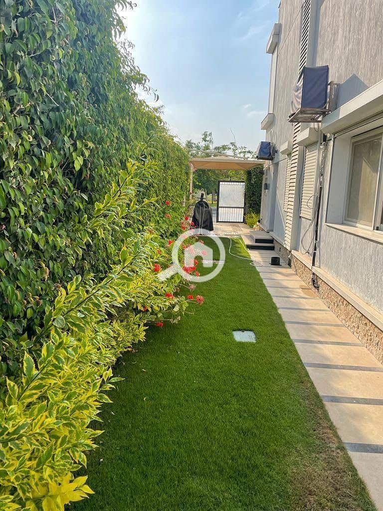 16 454302a1-4fc8-4cec-9f21-cab23a5532a3. jpg