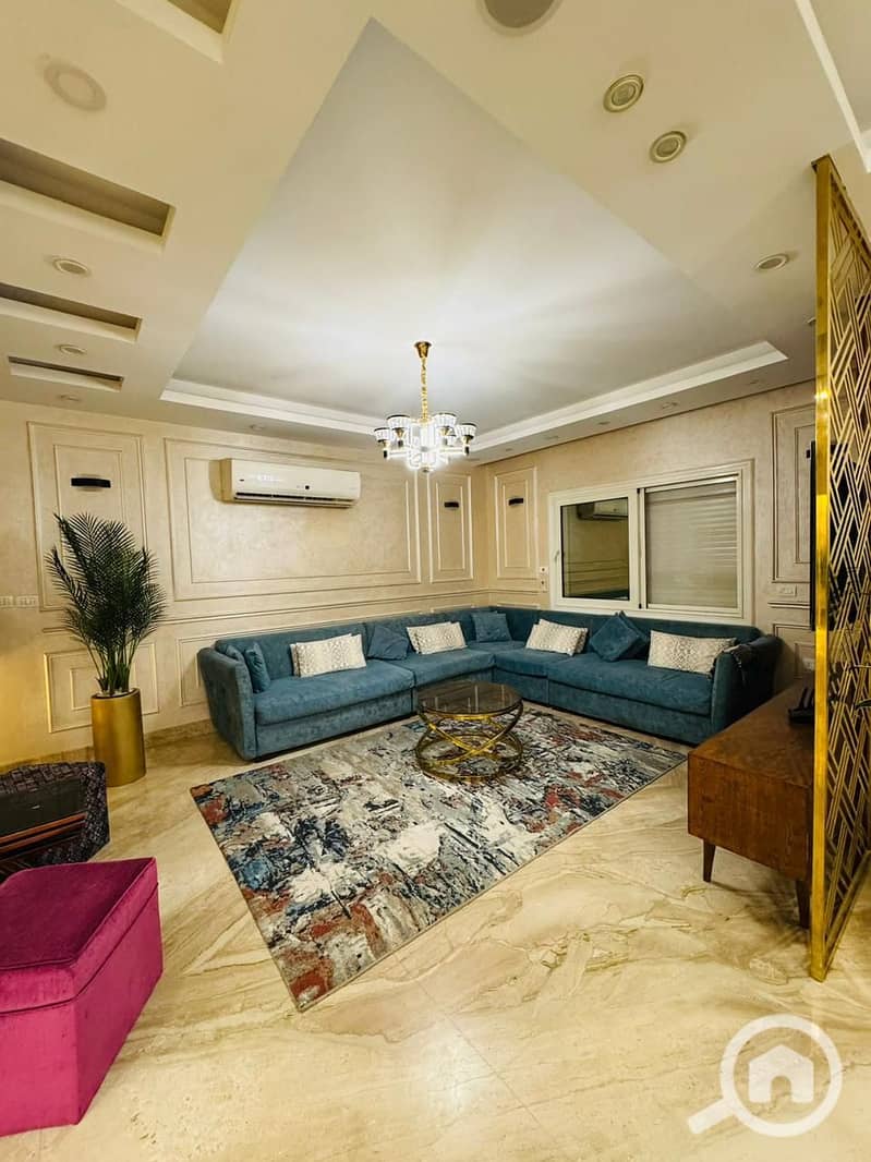 17 76738008-1803-428c-8e6b-e3a3ce7dd33a. jpg