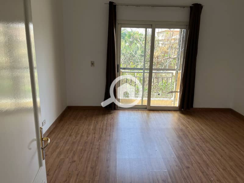 5 7263a6cd-ec60-488d-aef3-95536d2e5b6b. jpeg