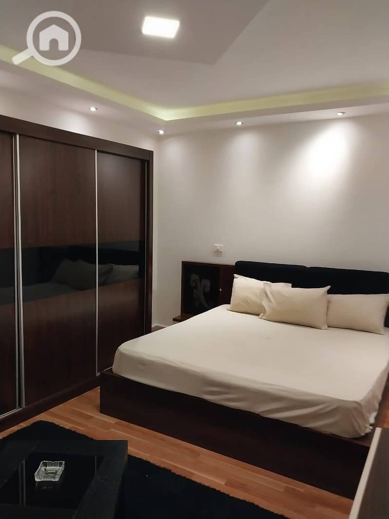 4 38450b42-3357-4cce-a7c4-de61c815acac. jpg