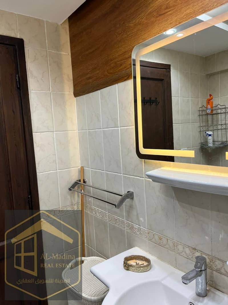 8 WhatsApp Image 2025-10-14 at 14.46. 30 (2). jpeg