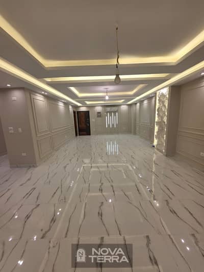 شقة 3 غرف نوم للبيع في الشيخ زايد، الجيزة - 1754142224052-IMG-20250802-WA0223. jpg