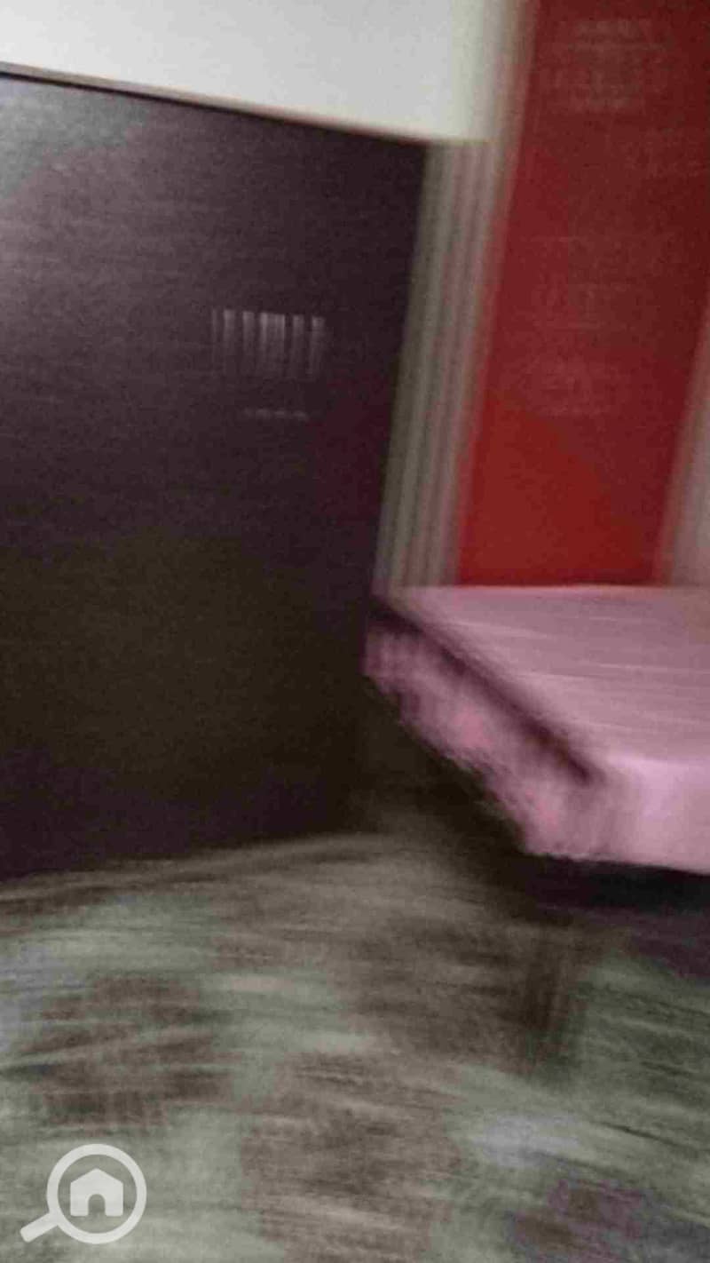 9 1000330915. jpg
