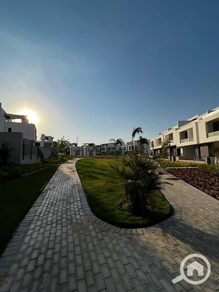 9 c057eb26-31cf-427a-bcf3-cf3309db1839. jpeg